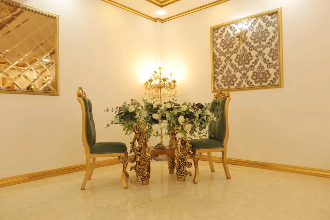 مراسم عقد در تالار مجلل قصر امیران، تهران