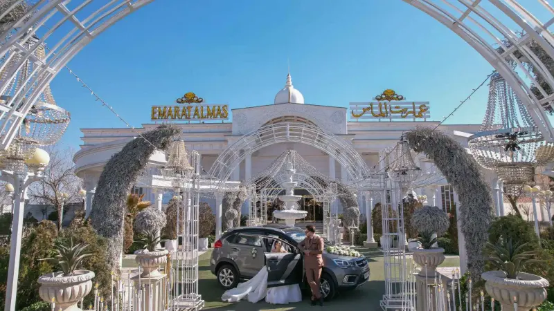 تصویر تالار تالار عمارت الماس رباط کریم در غرب تهران