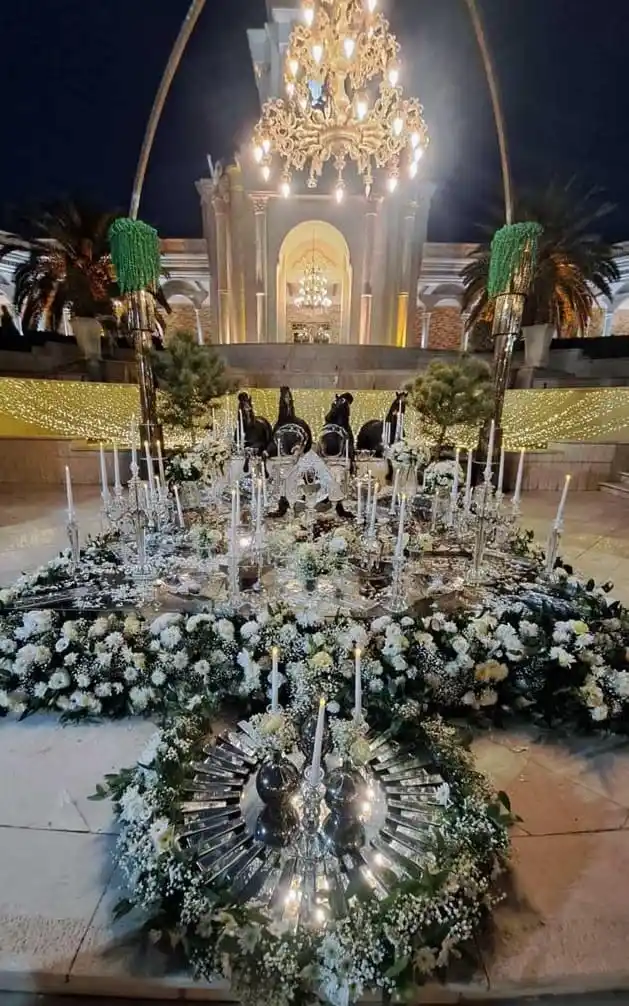 مراسم عروسی در باغ عمارت فاخر در تهران