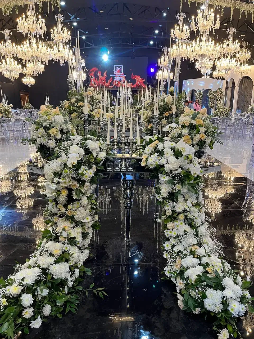 جشن عقد و عروسی در باغ عمارت سناتور، تهران