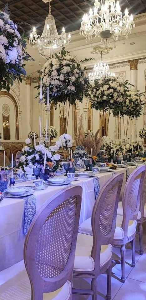 تصویر باغ عمارت آرشام
