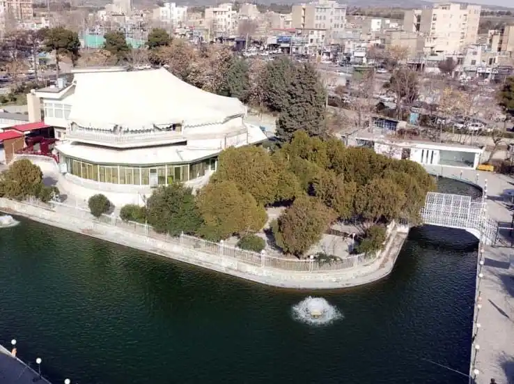 جشن عروسی در باغ تالار باشگاه دارایی، تهران