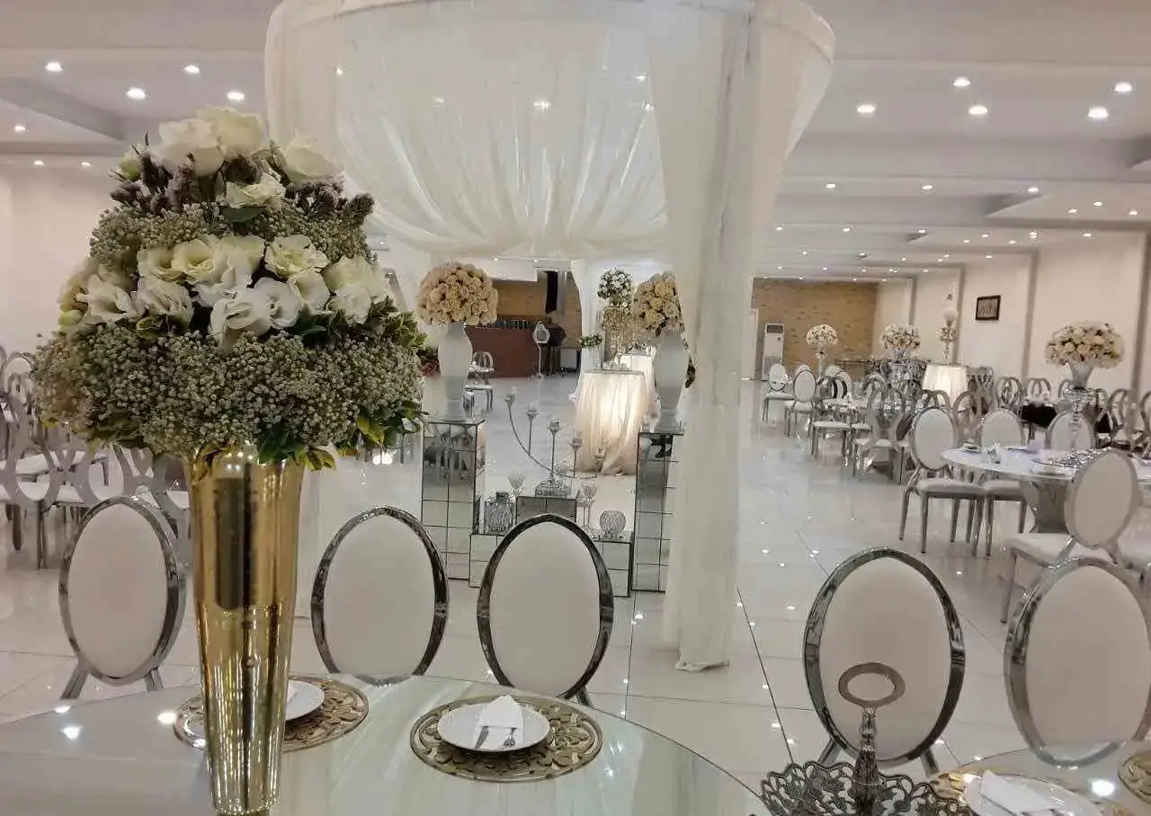 جشن عروسی در باغ تالار ونوس، تهران